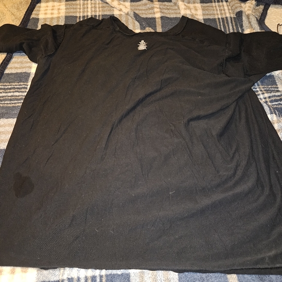 Bundle of 8, 7xlt black v neck work shirts - Picture 4 of 4